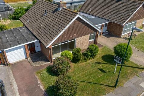 Marlborough Court, West Meads, Bognor... 2 bed bungalow for sale