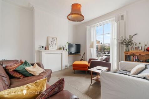 Albion Road, London, N16 3 bed apartment for sale