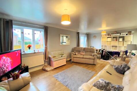 2 bedroom detached house for sale