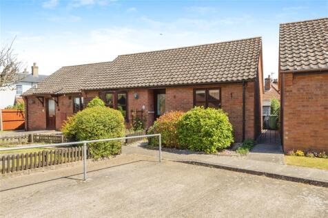 2 bedroom semi-detached bungalow for sale