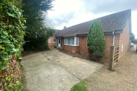 4 bedroom detached bungalow for sale