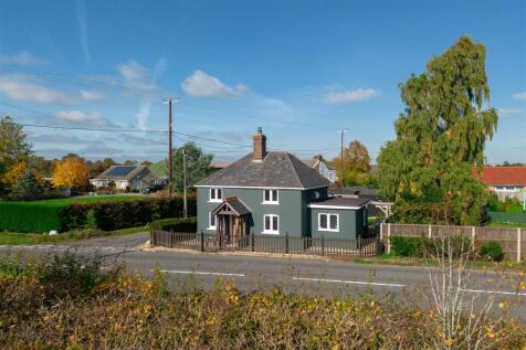 Stowmarket IP14 3 bed cottage for sale