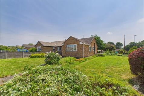 3 bedroom semi-detached bungalow for sale