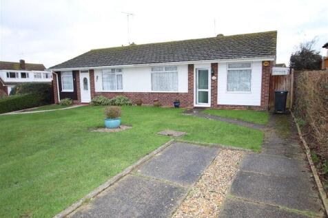 Pickers Way, Holland on Sea, Clacton... 2 bed semi