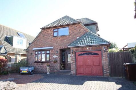 Manor Way, Holland on Sea 5 bed detached house for sale