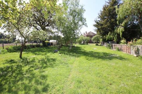 Byng Crescent, Thorpe le Soken 3 bed semi