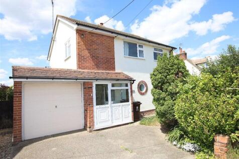 The Path, Great Bentley 3 bed detached house for sale