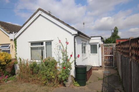 Burrs Road, Clacton on Sea, CO15 1 bed bungalow for sale