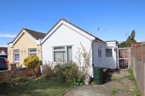 Burrs Road, Clacton on Sea, CO15 1 bed bungalow for sale