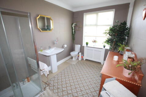 Lyndhurst Road, Holland on Sea, CO15 4 bed detached house for sale