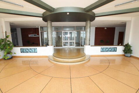 Oulton Hall., Marine Parade East... 2 bed flat for sale