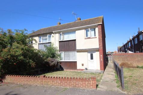 Groom Park, Clacton on Sea, CO15 3 bed semi
