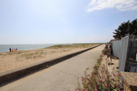 Sea Flowers Way, Jaywick, CO15 2 bed detached bungalow for sale