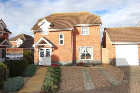 Selsey Avenue, Clacton on Sea, CO15 4 bed detached house for sale