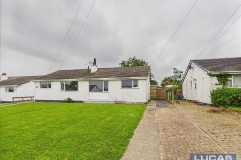 2 bedroom semi-detached bungalow for sale