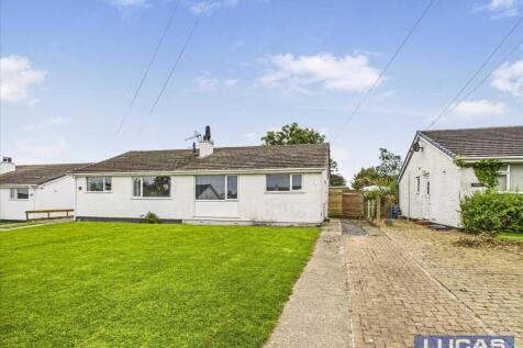 2 bedroom semi-detached bungalow for sale