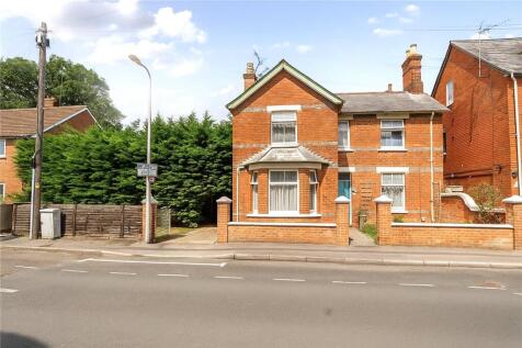 Berkeley Road, Newbury, Berkshire, RG14 3 bed detached house for sale