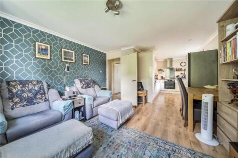 Longcroft Road, Kingsclere, Newbury... 1 bed apartment for sale
