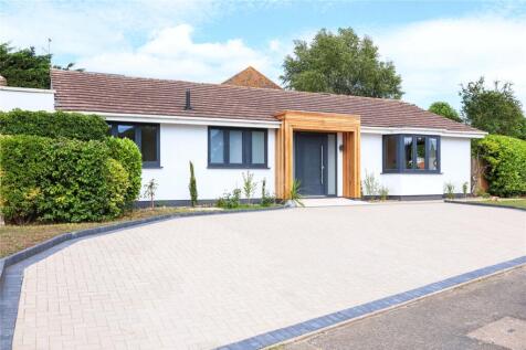 Four Wents, Cobham, Surrey, KT11 3 bed bungalow for sale