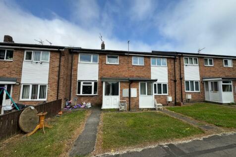 3 bedroom terraced house for sale