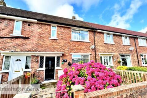 2 bedroom terraced house for sale