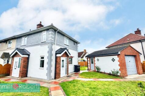 Moor Crescent, Ludworth, Durham, DH6 1LZ 3 bed semi