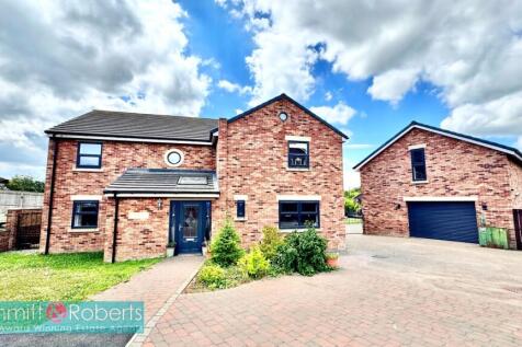 Dunelm Stables, Thornley, Durham, DH6... 4 bed detached house for sale