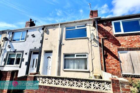 Queen Street, Grange Villa, Chester... 2 bed terraced house for sale