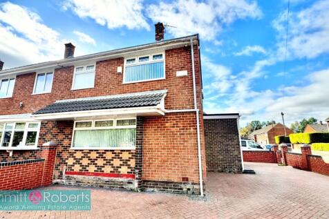 Stoneleigh Close, Houghton le Spring... 3 bed semi