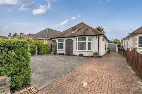 Avery Hill Road, New Eltham SE9 3 bed detached house for sale