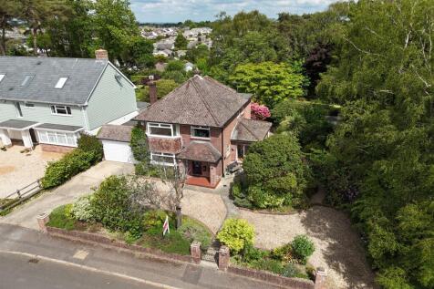 Broadstone 4 bed detached house for sale