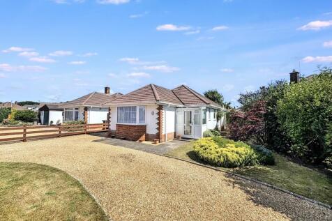 Creekmoor 2 bed detached bungalow for sale