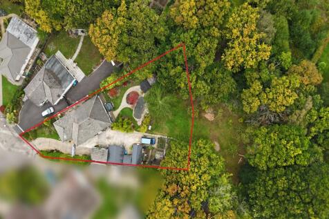 Broadstone 3 bed detached bungalow for sale