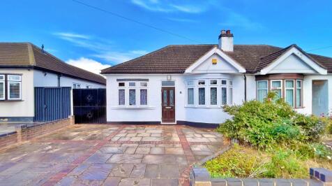 2 bedroom bungalow for sale