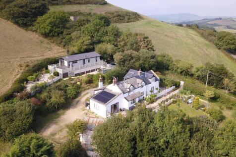 Bridport 4 bed detached house for sale