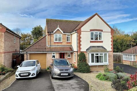 Bridport 4 bed detached house for sale