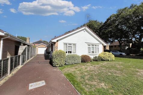 Three Legged Cross 3 bed detached bungalow for sale
