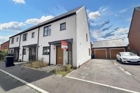 St Leonards 3 bed end of terrace house for sale