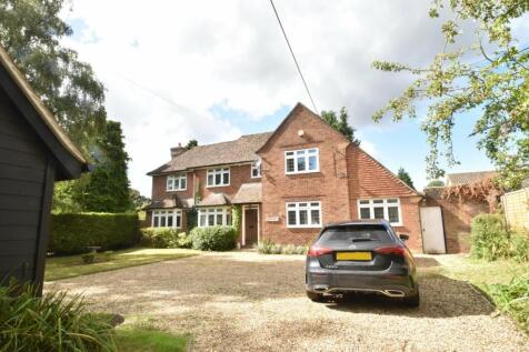 Faversham Road, LENHAM, ME17 4 bed detached house for sale
