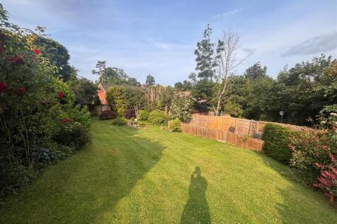 Shelton Road, Shrewsbury 2 bed property with land for sale
