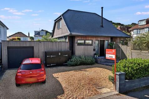 Southbourne 4 bed detached house for sale