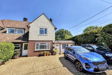 4 bedroom semi-detached house for sale