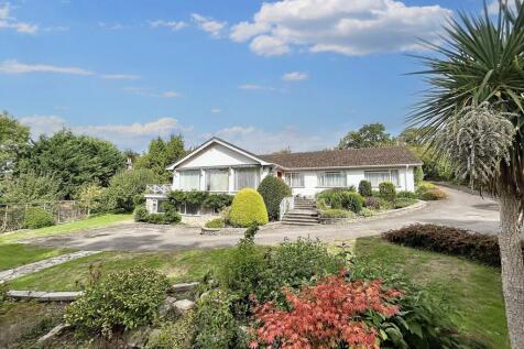 Colehill 4 bed detached house for sale