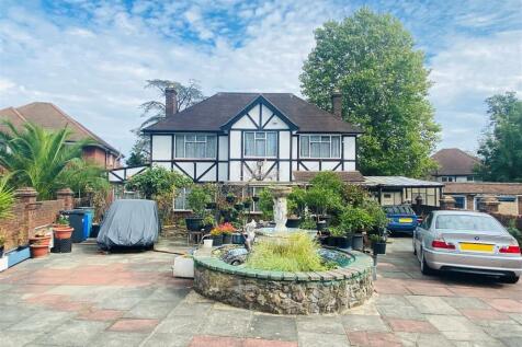 Lancaster Road, London 4 bed detached house for sale