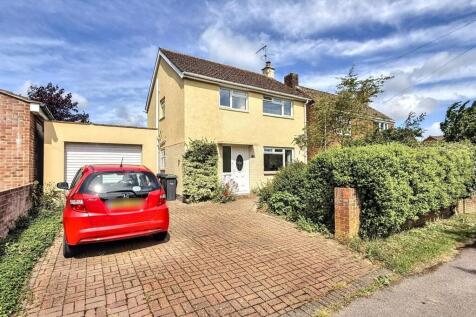 Wilton 3 bed detached house for sale