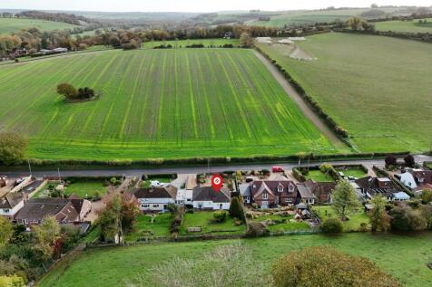 Coombe Bissett 2 bed bungalow for sale