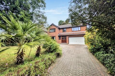 Queens Park Avenue 5 bed detached house for sale