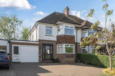Newlands Road, Tunbridge Wells, TN4 3 bed semi