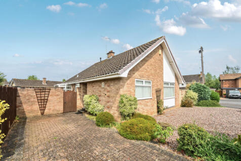 Bafford Grove, Charlton Kings... 2 bed bungalow for sale