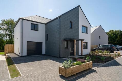 The Grange, Truro TR4 4 bed detached house for sale